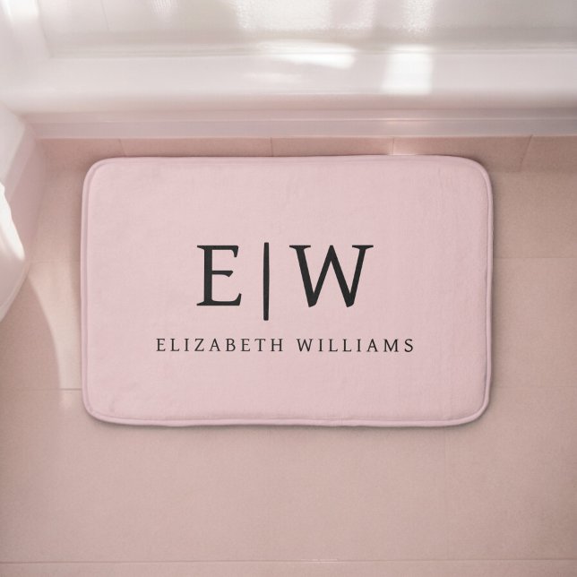 Tapis De Bain Blush Dusty Pink Moderne Écriture Féminine Monogra (Créateur téléchargé)