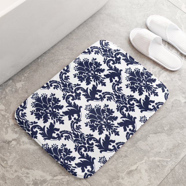 Tapis De Bain Damas florale bleu sur arrière - plan blanc (Créateur téléchargé)