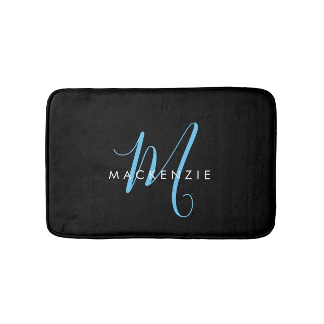 Tapis De Bain Élégant Black Sky Blue Script Monogramme moderne (Devant)