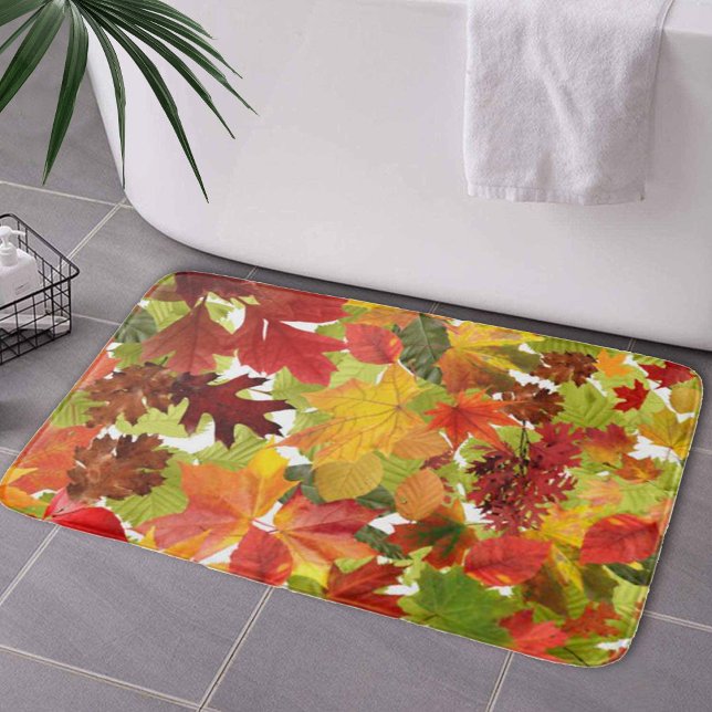 Tapis De Bain Feuilles automnales d'automne (Autumn Fall Leaves Bath Mat by Looly Elzayat)