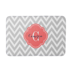 Tapis De Bain Gray et Coral Chevron Monogramme