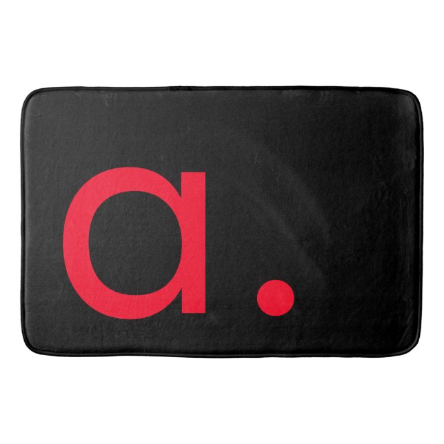 TAPIS DE BAIN LETTRE INITIALE NOIRE ROUGE LETTRE NOIRE PLACE (Devant)