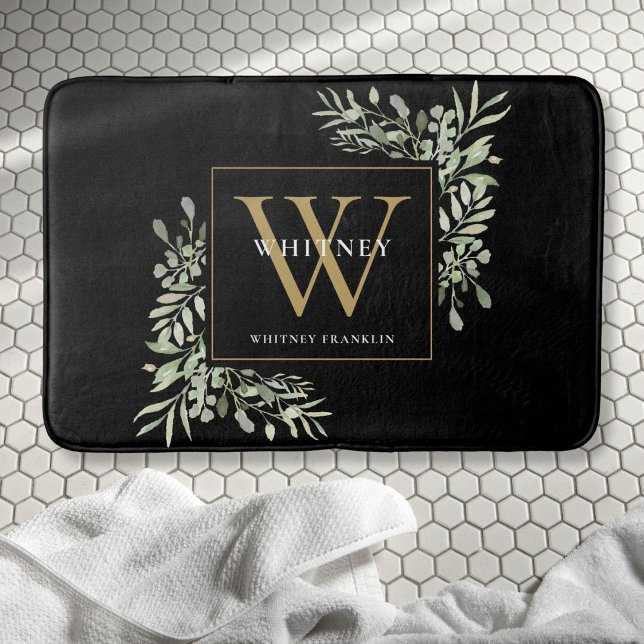 Tapis De Bain Monogramme d'or noir moderne Feuilles de verdure (Modern Black Gold Monogram Greenery Leaves Bath Mat)