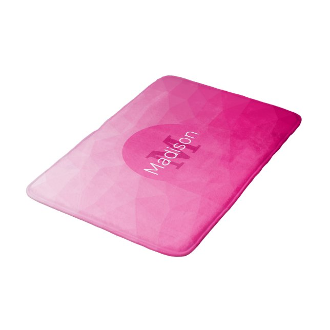 Tapis De Bain Monogramme Motif à maillage géométrique rose chaud (Angle)
