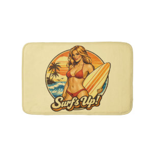 Tapis De Bain Surf's Up Bikini Pin-Up Graphisme de la boutique