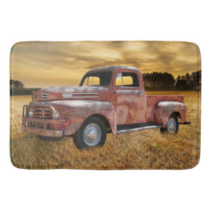 Tapis De Bain Terrain de ferme de camions antiques Red