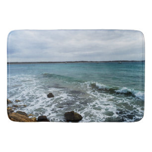 Tapis De Bain Vagues Et Bateaux De Pêche Sur L'Océan,