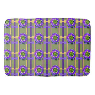 Tapis de bain vert mousse avec fleurs violettes