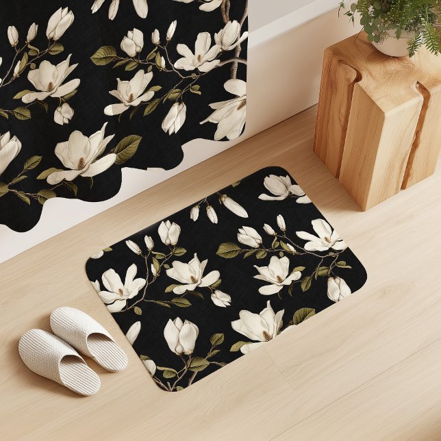 Tapis De Bain White Magnolia Grove on Black Elegant Floral  (Créateur téléchargé)