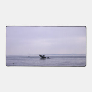 Tapis de bureau avec baleine à bosse