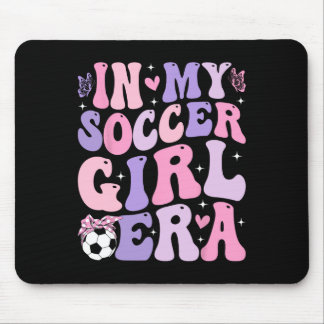 Tapis De Souris À l'ère de ma fille footballeuse Rétro Groovy Fill