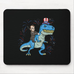 Tapis De Souris Abe Lincoln à cheval sur un T-shirt de dinosaure T