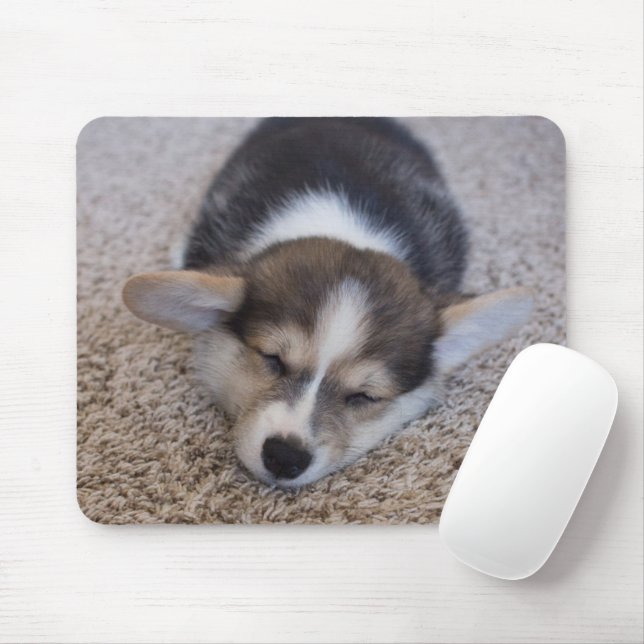 Tapis De Souris Animaux de bébés cutest | Corgi Chiot sur Shag Rug (Avec souris)