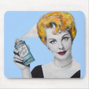 Tapis De Souris Arlene Dahl dans "Death by Hair Spray"