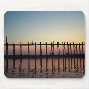 Tapis De Souris Asie, Birmanie (Myanmar)  Silhouette de U Bien's