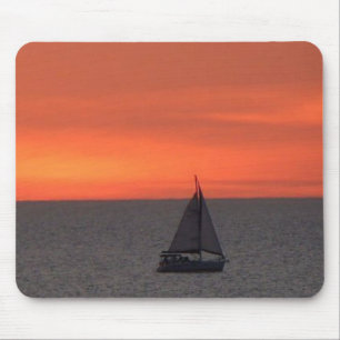 Tapis De Souris Bateau à voile sur Sparkling Sea Mouse Pad