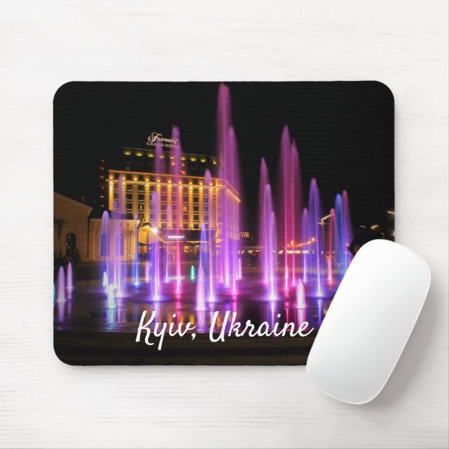Tapis De Souris Belle vue nocturne Kiev Ukraine (Avec souris)