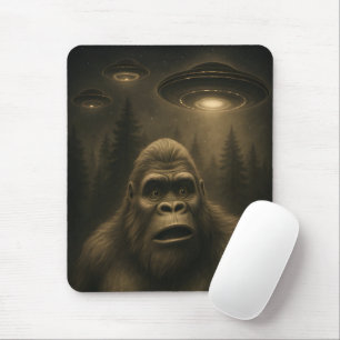 Tapis De Souris Bigfoot Sasquatch Alien UFO Funny
