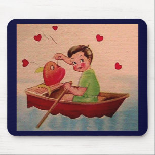 Tapis De Souris Boy Holding Heart in Boat