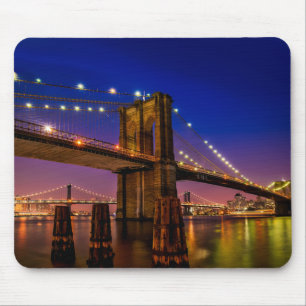 Tapis De Souris Brooklyn Bridge, New York à la nuit