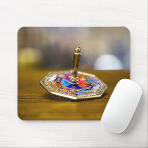 Tapis De Souris Cadeau de dreidel de Hanukkah SlipperyJoe à base o