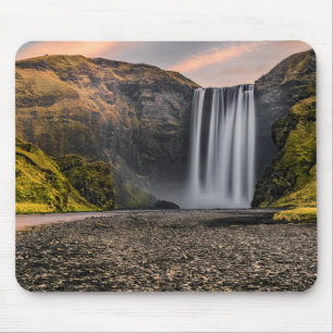 Tapis De Souris Cascade de Skogafoss dans le lever de soleil de