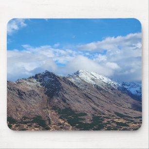 Tapis De Souris Chaîne de montagnes sauvages avec pics enneigés