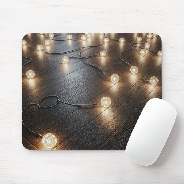 Tapis De Souris Chaîne lumineuse sur un plancher en bois (Avec souris)