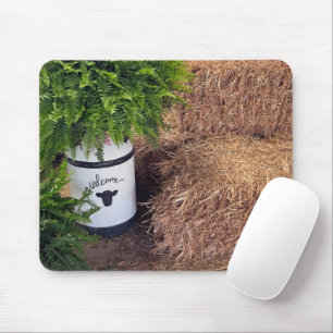 Tapis De Souris Chat de lait de campagne avec fougères et ballots