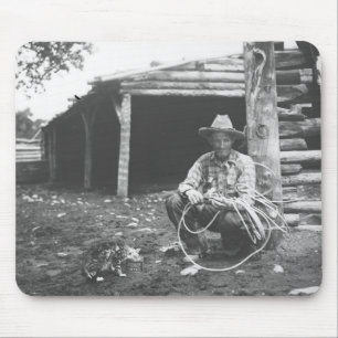 Tapis De Souris Chat mangeant hors d'une boîte de café