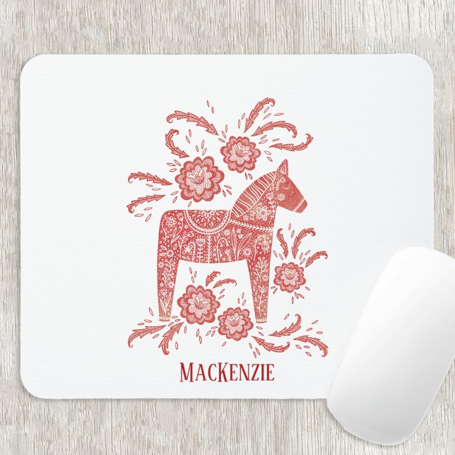 Tapis De Souris Cheval de Dala suédois personnalisé (Swedish Dala Horse red and white personalized name mousemat)