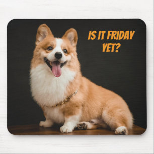 Tapis de souris chiot Corgi adorable. Est-ce déjà
