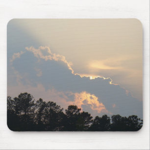 Tapis De Souris Coucher du soleil d'été derrière un nuage isol