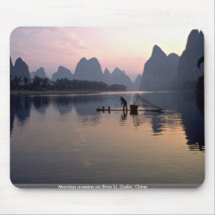 Tapis De Souris Croisement de matin sur la rivière Li, Guilin,