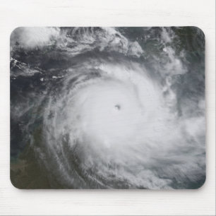 Tapis De Souris Cyclone Monica dans l'océan de South Pacific