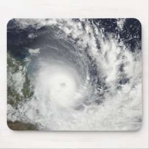 Tapis De Souris Cyclone tropical Hamish au-dessus de l'Australie