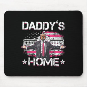Tapis De Souris Daddys Accueil Trump rose 2024 Trump amusant prend
