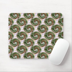 Tapis De Souris Des escargots minuscules qui roulent le long....