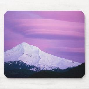 Tapis De Souris Des nuages violets entourent le mont Hood, dans