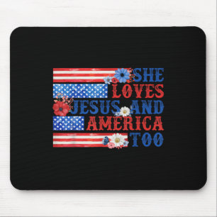 Tapis De Souris Elle Aime Jésus Et L'Amérique Trop Christian Drape