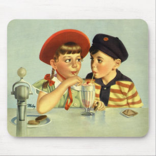 Tapis De Souris Enfants vintage, garçon et fille partageant un sha