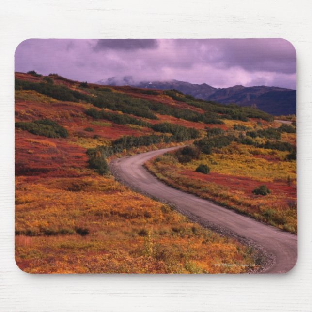 Tapis De Souris Enroulement de route par des collines dans le (Devant)