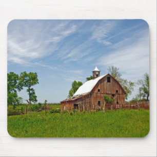 Tapis De Souris États-Unis, Kansas. Vieille grange rouge