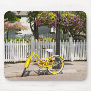 Tapis De Souris États-Unis, Michigan, Mackinac Island. Vélo jaune