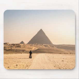 Tapis De Souris Femme en hijab aux pyramides