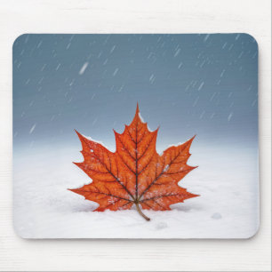 Tapis De Souris Feuille d'érable sur neige fraîche