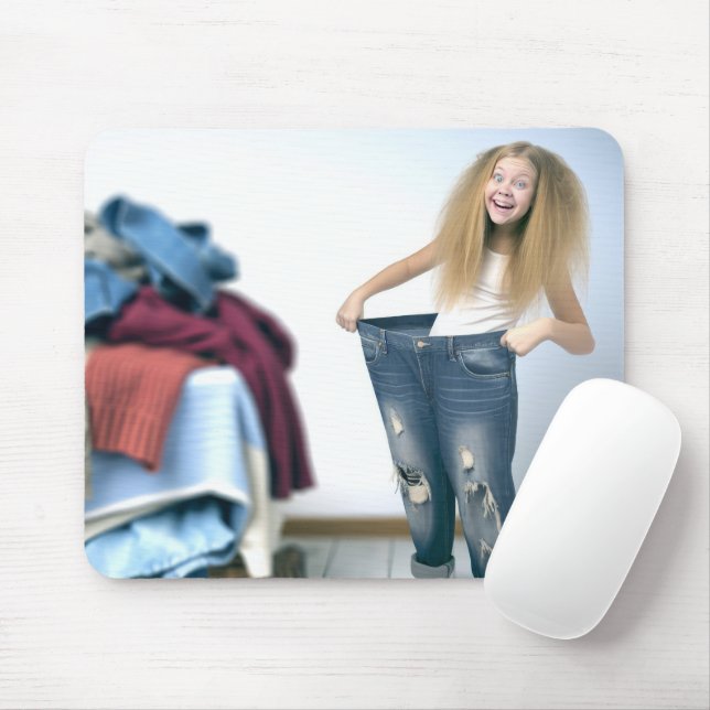 Tapis De Souris Fille portant des jeans surdimensionnés (Avec souris)
