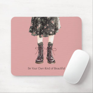 Tapis De Souris Fleurs roses noires jupe bottes