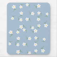 Tapis de souris floral bleu poussiéreux à margueri