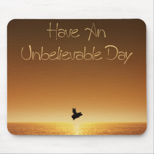 Tapis De Souris flying pig-have an unbelievable day